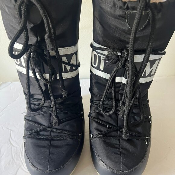 MOON BOOT NYLON ICON SHELL AND FAUX LEATHER SNOW BOOTS SIZE 35/38 EU 5.5/6 US - Picture 4 of 9